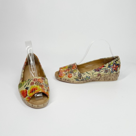 AEROSOLES Floral Peep-Toe Wedge Shoes 6.5M Vacation - Picture 1 of 12